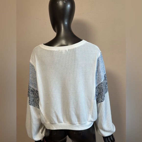 #0274 IIvy May Women’s Color Block Open Knit Sweater Small - Picture 4 of 4